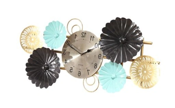  Decorative Metal  Wal Clock -  Free Size,  Metal,  Decorative,  Pack of 1